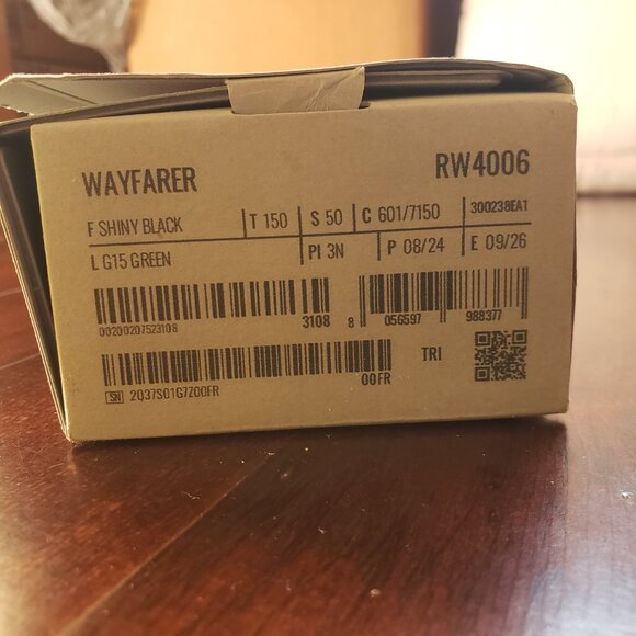 Ray-Ban Meta Wayfarer AI Glasses Sunglasses (Gen 1) Shiny Black/ Green - Picture 4 of 11